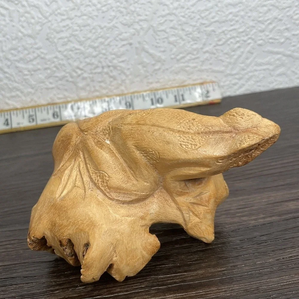 VTG Hand Carved Burl Wood Frog Unusual Indonesian Chinaberry‎ Bali Collectible